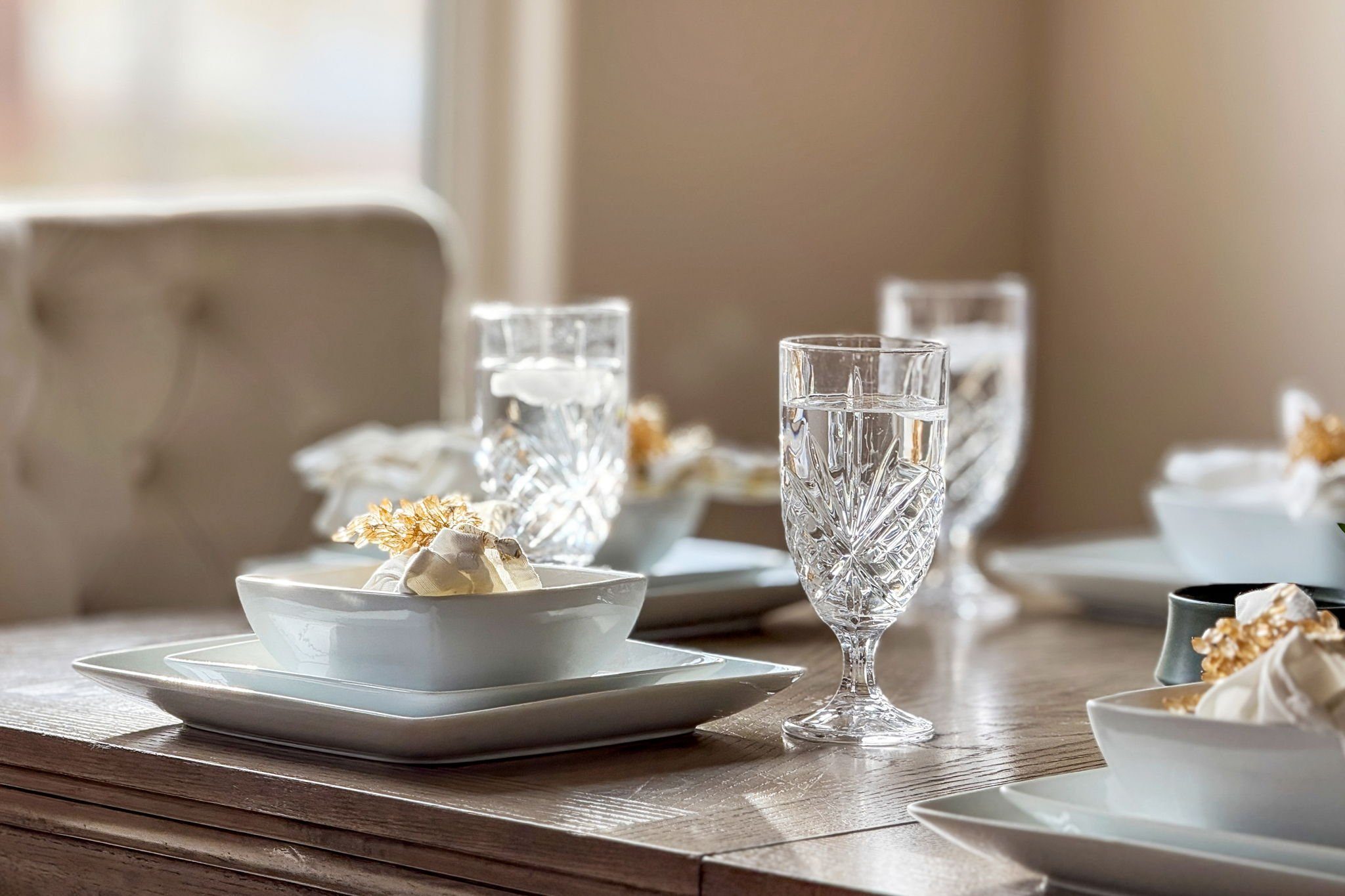Wrecked-Refined-Opulent-Luxe-Retreat-Dining-Table-Elegant-Place-Setting-Great-Falls-MT-22.jpg.jpg