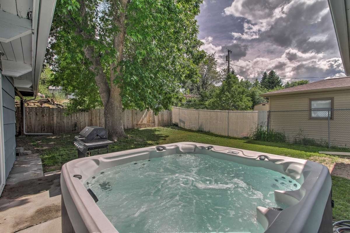 Hot Tub.jpg